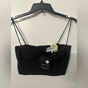 $55! Aliava Women’s Carla Structured Black Crop Top size L. FREE SHIPPING